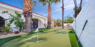 Luxury Mid-Century Retreat in the Heart of the Historic Movie Colony (Monthly Only - No Long Term) Gallery 9