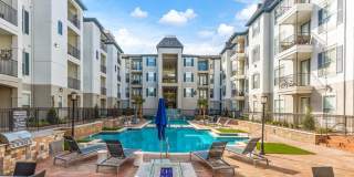 Broadstone Paragon Gallery 16