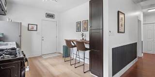 212 S OAK Street Gallery 12