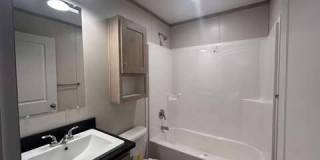 1083 IN-2 Gallery 19