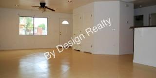 Modern 4 Bed 5 Bath Near UofA – Private Baths & Off-Street Parking Gallery 5