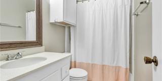 703 Wellesley Court - A Gallery 11
