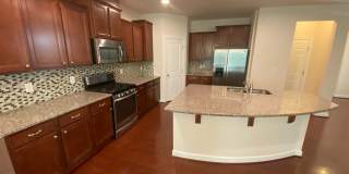Room in 3 Bedroom Home at Pecan Ridge Dr Gallery 3
