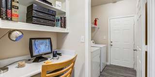 Ellery at Lake Sherwood Gallery 8