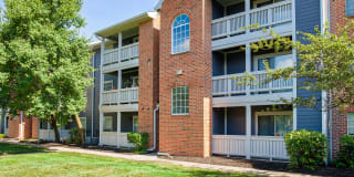 Lakeshore Apartments Gallery 63