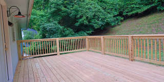 nice renovated 4 Bed 3 Bath Gallery 57