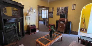 912 W Hadley St Gallery 6