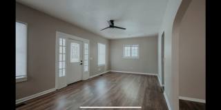 Spacious 3BR Duplex in Louisville Gallery 4