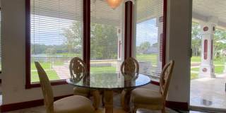 Spacious 3/2 with In-Law Suite Gallery 12
