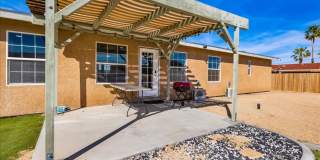 29 Palms home in great neighborhood! Gallery 40