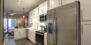 The Pointe North Hills Gallery 14