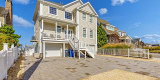 206 N Lagoon Road unit: Summer 2026 Gallery 1