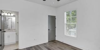 Modern Townhome in Rosewood – Walk to USC, Dining & More! Gallery 19