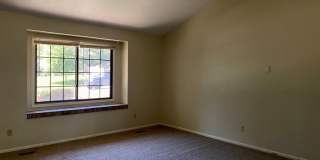 Elegant and Spacious Home! Gallery 3