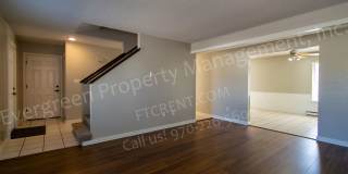 Spacious Single Family Home Near Old Town Gallery 1