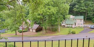 nice renovated 4 Bed 3 Bath Gallery 35