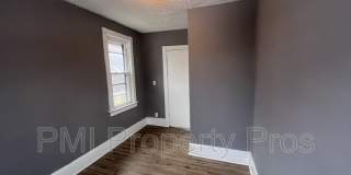 2945 N 23rd St Gallery 49