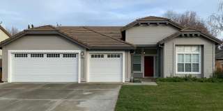 Lovely 4 Bedroom, 2 Bath Home in Dixon Gallery 1