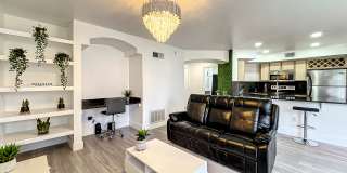 7300 Westpointe Boulevard Gallery 2