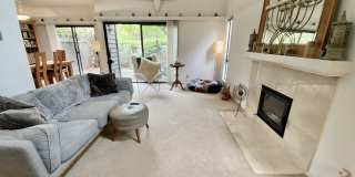 30 Willow Lane Gallery 4