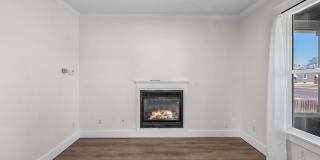 Great Location! Northtown Charmer! Gallery 7