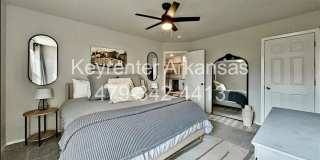 Stylish 3 Bed / 2 Bath with Open Layout & Backyard Retreat Gallery 16