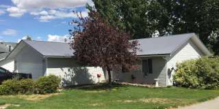 3bdrm, 2bth home with garage in Elko Gallery 1