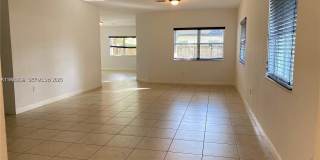 3616 NE 3rd Ct Gallery 3