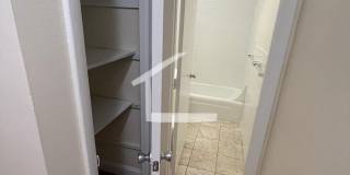 Amazing apartment in Allston Gallery 8