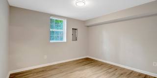 10929 Park Road Gallery 35