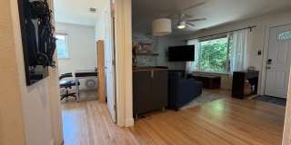 Fully Furnished 3BR/2BA Sacramento Home | Utilities Included | Flexible 3–12 Month Leases Gallery 17