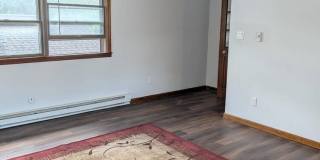 1729 Ferguson Street Gallery 10