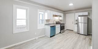 592 Emerson St Gallery 2