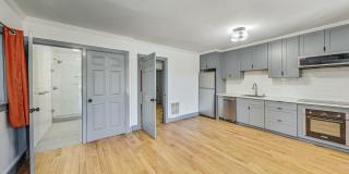 1442 Broadway Gallery 6