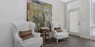 2812 N Mildred Avenue Gallery 4