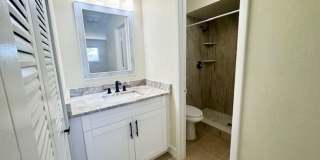 2 bedroom 2 bathroom unfurnished annual Gallery 11
