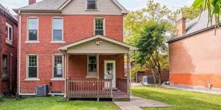 Beautifully remodeled 6 BR, 1.5 Bath brick home on level double-lot in Wilkinsburg! Gallery 29