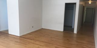 5424 Fifth Avenue Gallery 50