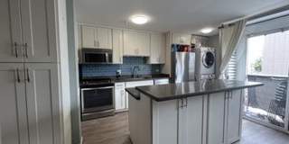 Available now | A Unfurnished 2 Bedroom, 1 Bath Apartment with 1 Assigned parking in Alexander Towers Gallery 3