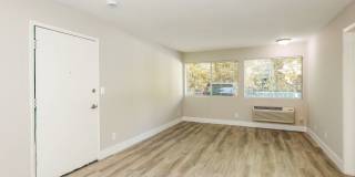 1400 Creekside Apartments CDM Gallery 11