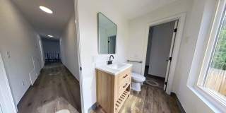 Large Two Story 8 Bed 4 Bath Home Near Campus!! Gallery 4