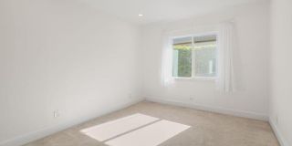 Beautiful Single-Story Home with Pool in Prime Concord Location – Gallery 18
