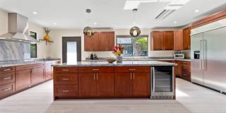 Kahala Zen: Spacious Modern Oasis w/ Studio, Garden & Lush Garden Gallery 23