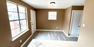 AVAILABLE NOW! 2 Bedroom / 1 Bath Duplex Near Brooks City Base! Gallery 7