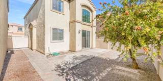 Gated Community Living with Vaulted Ceilings, Loft & Private Courtyard! Gallery 3