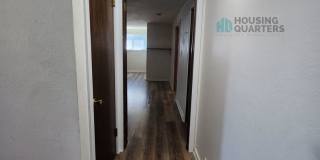 Single family home with large back yard! Gallery 17