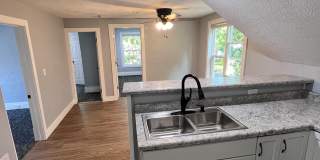 514 Pleasant St - 2 Gallery 1