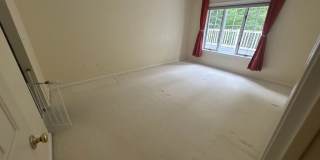 Beautiful Spacious High End 3-bedroom Condo Beautiful Spacious High End 3-bedroom Condo Gallery 17