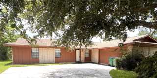 15309-r Royal Street Gallery 1