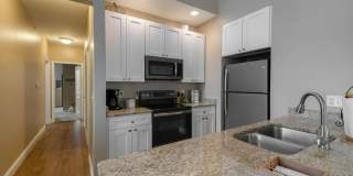 Three Bedroom with Garage near Grandview Gallery 5